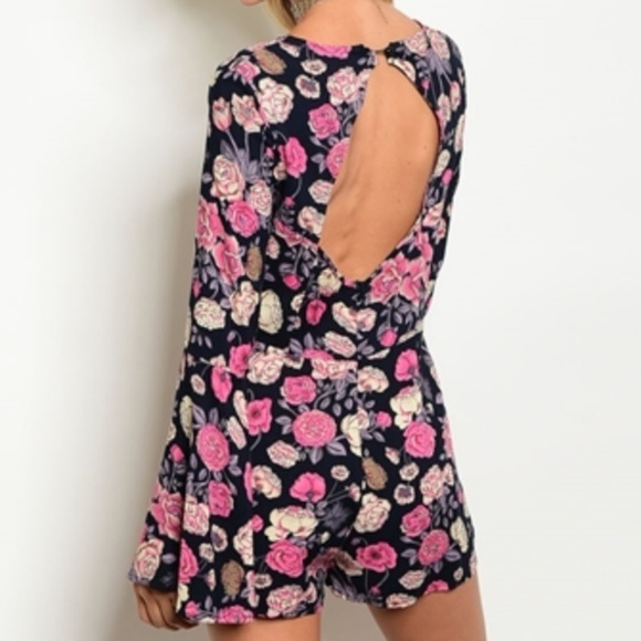 Long Bell Sleeve Floral Open Back Lace Up Romper - Picture 2 of 4